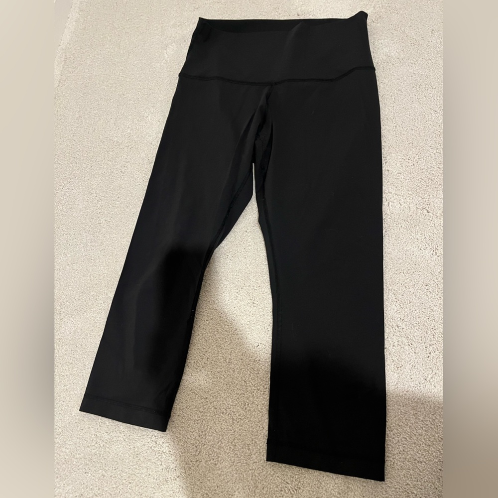 Black, size 8, cropped, high-waisted lululemon leggings